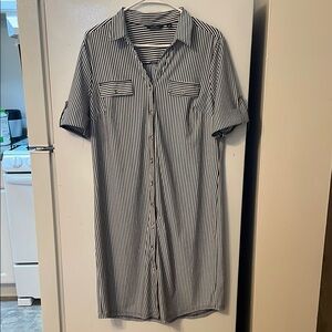 Mlle Gabrielle Shirt Dress Size Large Roll Sleeves Black & White Striped Button